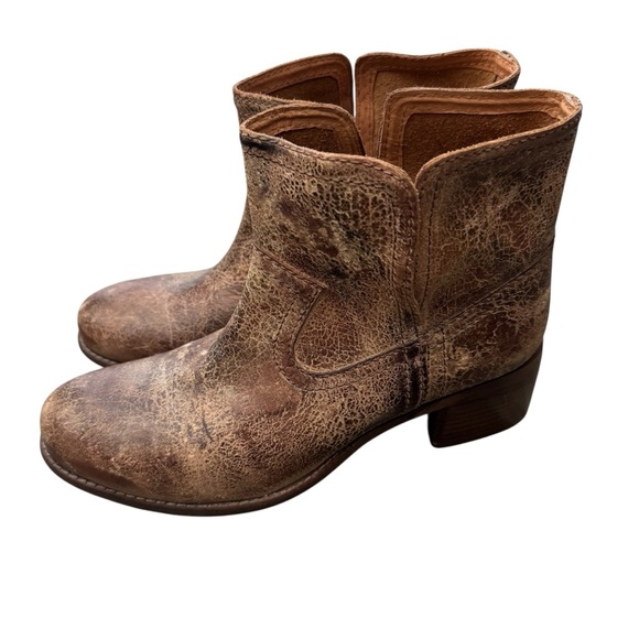 Diba Brown Ankle Boots with Distressed Leather and Chunky Heel - Picture 1 of 10